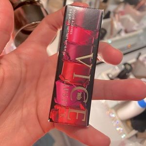 Urban decay lipstick